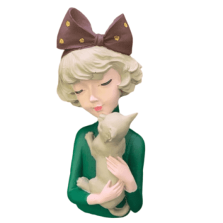 KEDİLİ KIZ